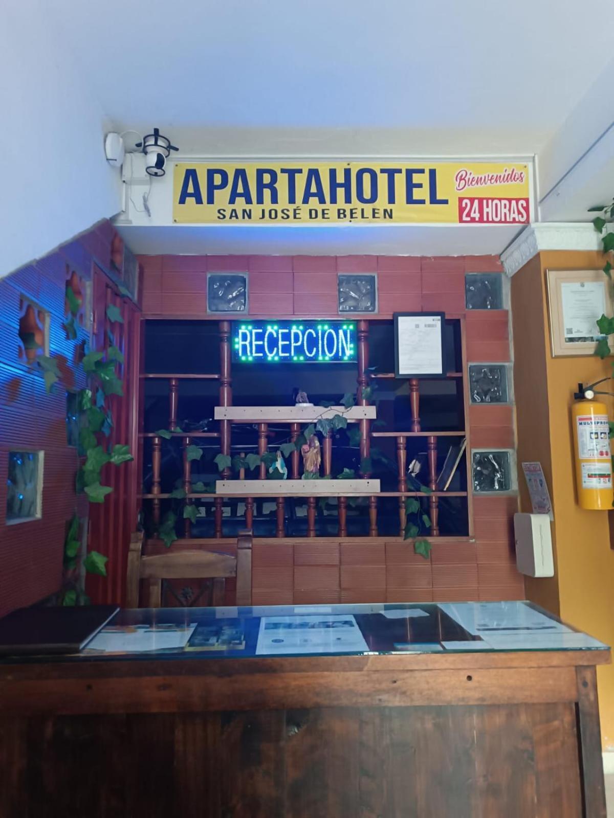 Apartahotel San Jose De Belen Medellín Exteriér fotografie